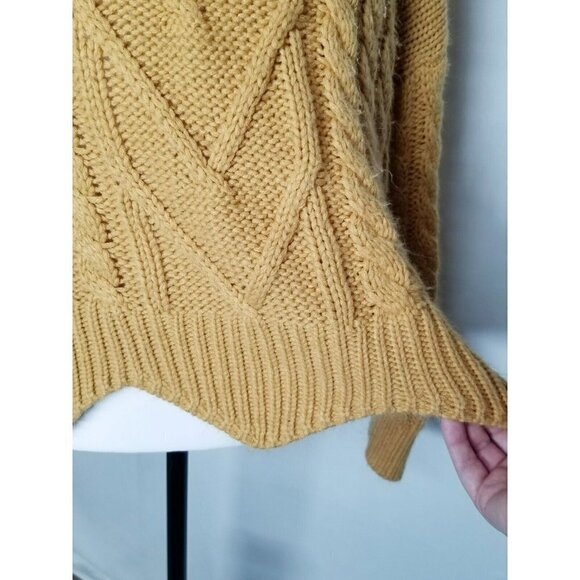 ces femme Sweater size small chunky cable knit mustard mango fuzzy turtle neck - Picture 3 of 14
